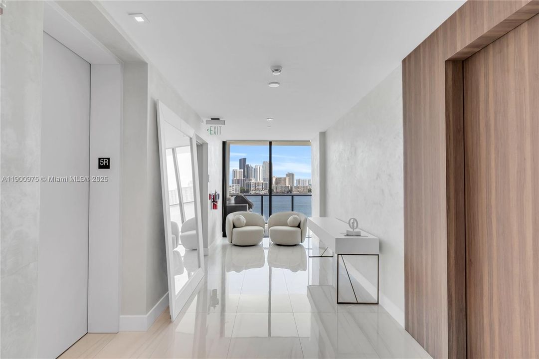 Active With Contract: $3,900,000 (4 beds, 5 baths, 3415 Square Feet)