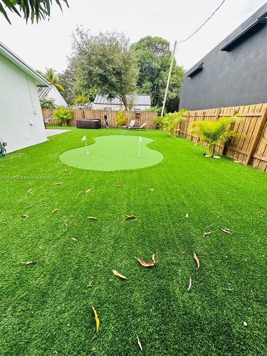 最近租的: $2,950 (2 贝兹, 1 浴室, 1534 平方英尺)