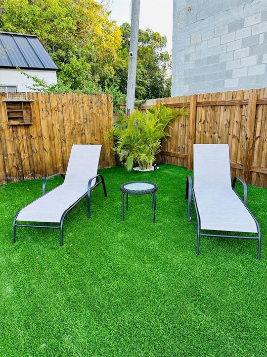 最近租的: $2,950 (2 贝兹, 1 浴室, 1534 平方英尺)