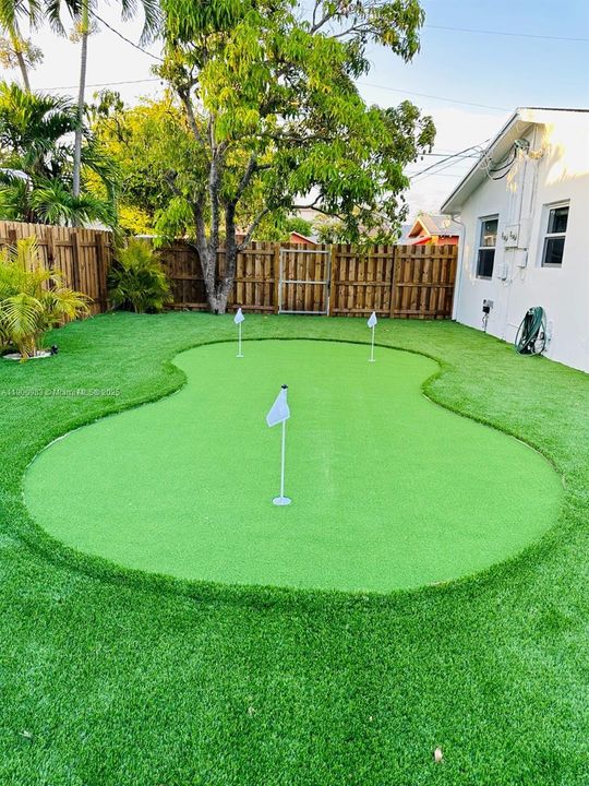 最近租的: $2,950 (2 贝兹, 1 浴室, 1534 平方英尺)