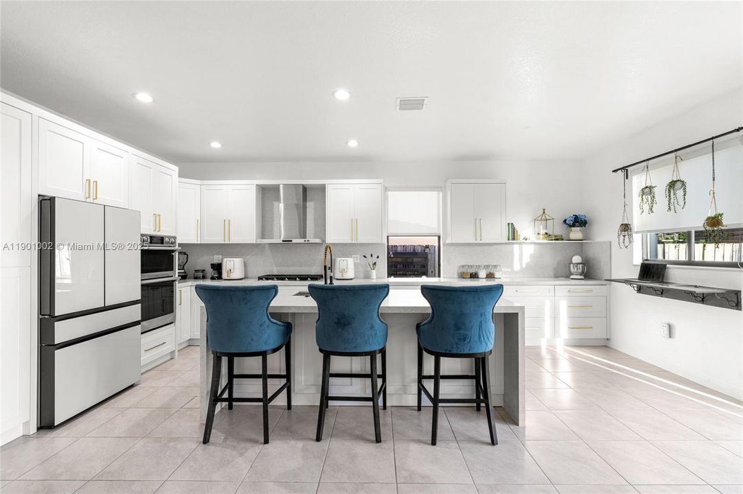 Recently Sold: $625,000 (3 beds, 2 baths, 1640 Square Feet)