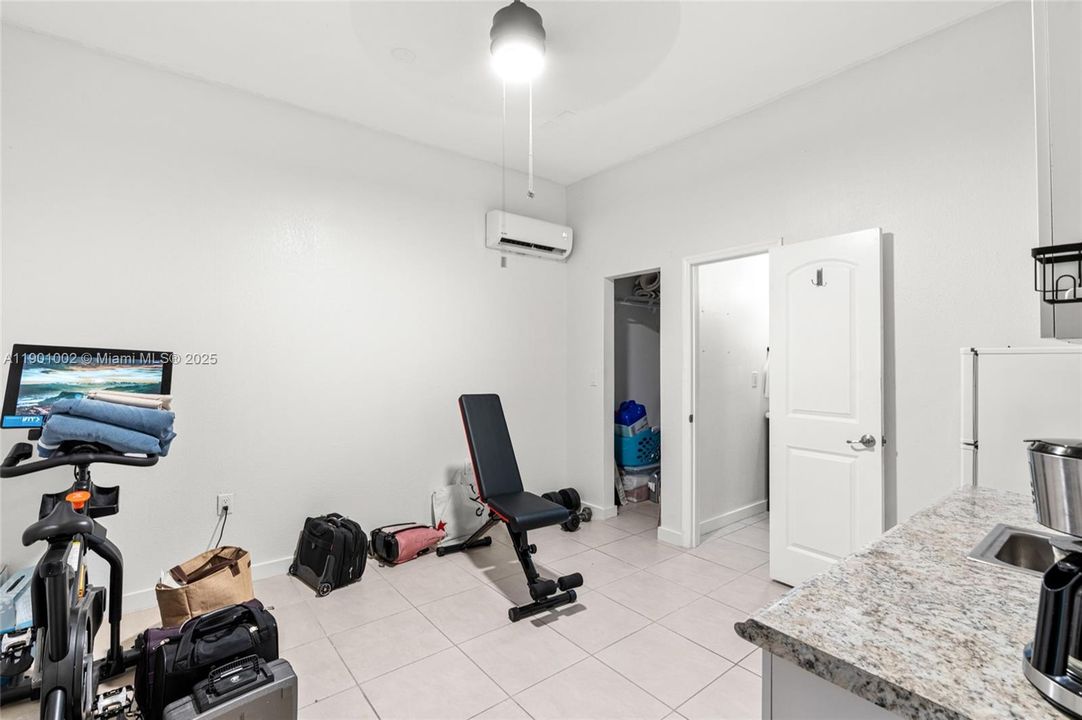 Recently Sold: $625,000 (3 beds, 2 baths, 1640 Square Feet)