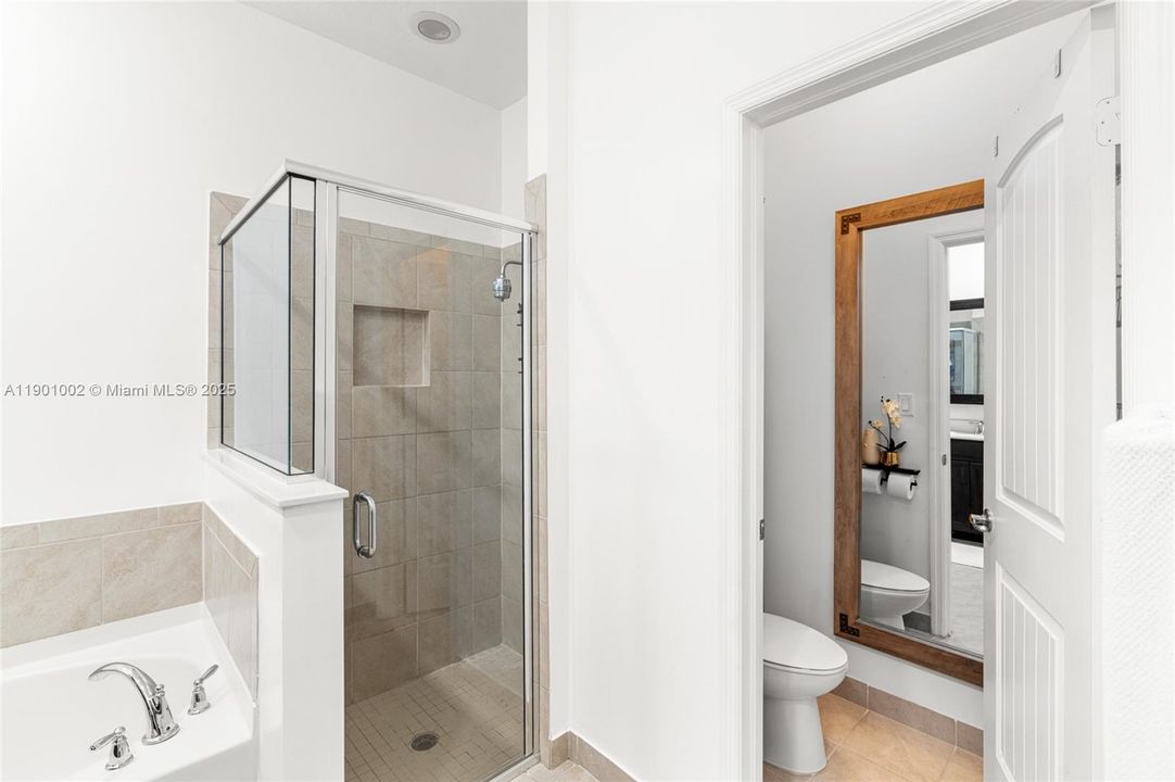 Recently Sold: $625,000 (3 beds, 2 baths, 1640 Square Feet)