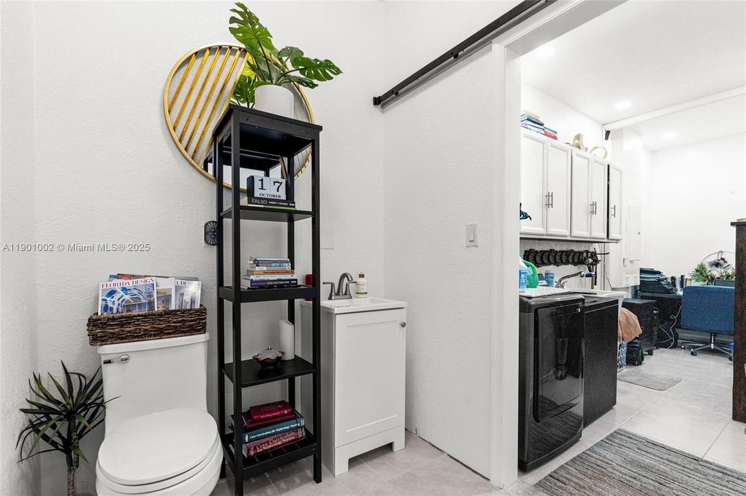 Recently Sold: $625,000 (3 beds, 2 baths, 1640 Square Feet)