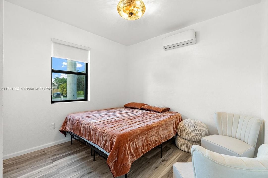 Recently Sold: $625,000 (3 beds, 2 baths, 1640 Square Feet)