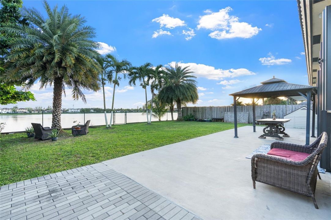 Recently Sold: $625,000 (3 beds, 2 baths, 1640 Square Feet)