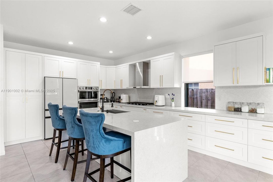 Recently Sold: $625,000 (3 beds, 2 baths, 1640 Square Feet)