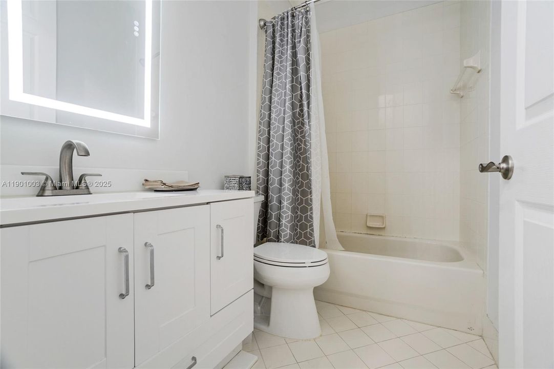 待售: $1,125,000 (5 贝兹, 3 浴室, 3501 平方英尺)