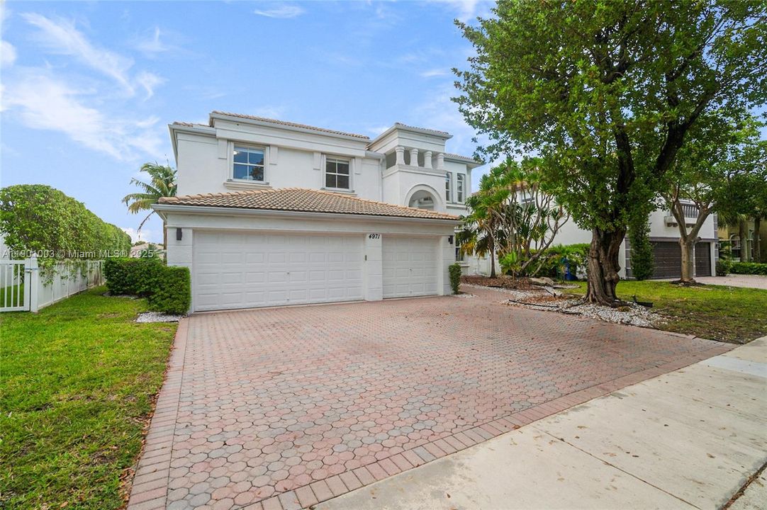 待售: $1,125,000 (5 贝兹, 3 浴室, 3501 平方英尺)