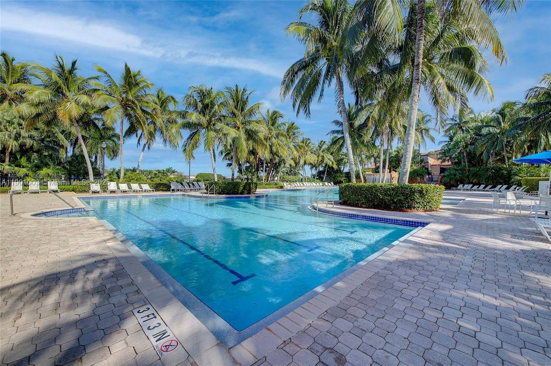 待售: $1,125,000 (5 贝兹, 3 浴室, 3501 平方英尺)