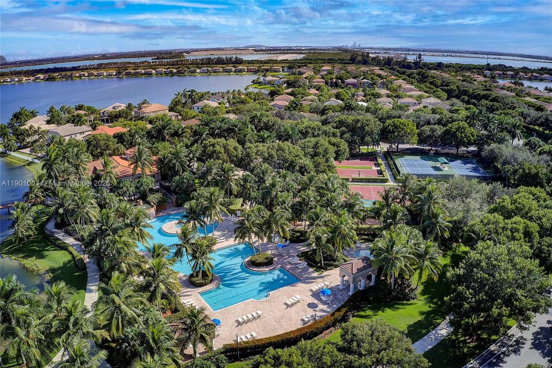 待售: $1,125,000 (5 贝兹, 3 浴室, 3501 平方英尺)