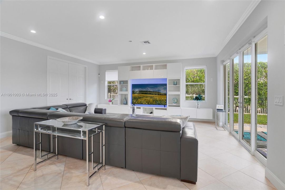 待售: $1,125,000 (5 贝兹, 3 浴室, 3501 平方英尺)