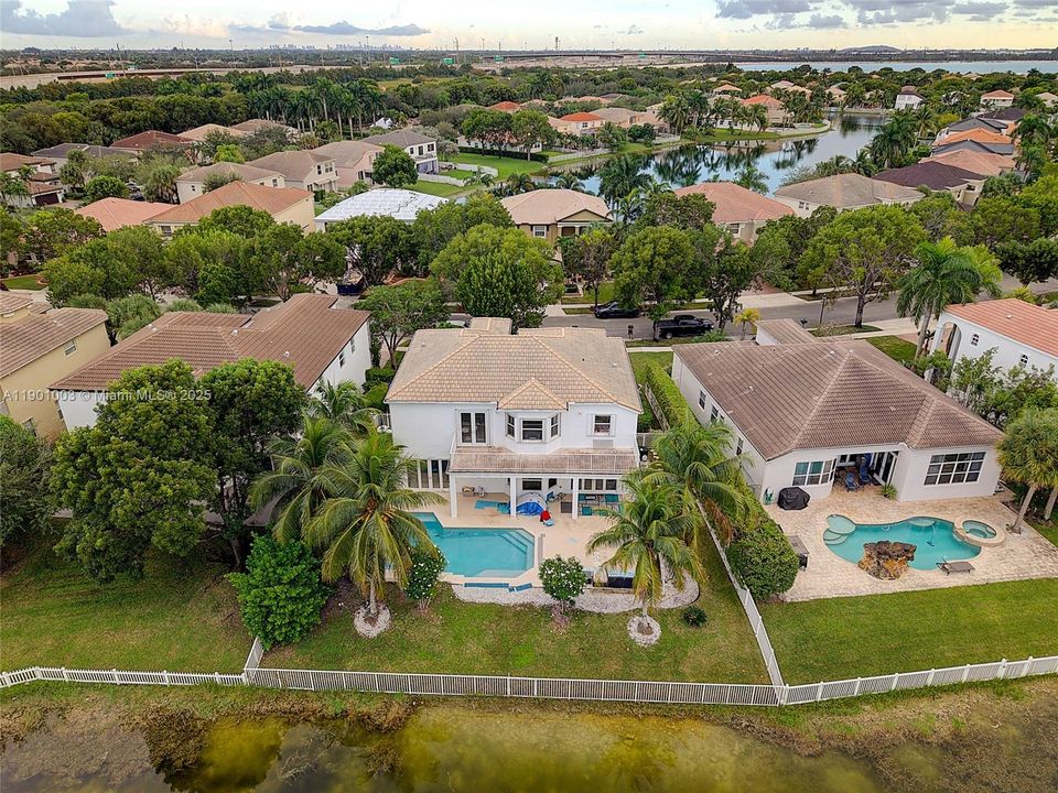 待售: $1,125,000 (5 贝兹, 3 浴室, 3501 平方英尺)