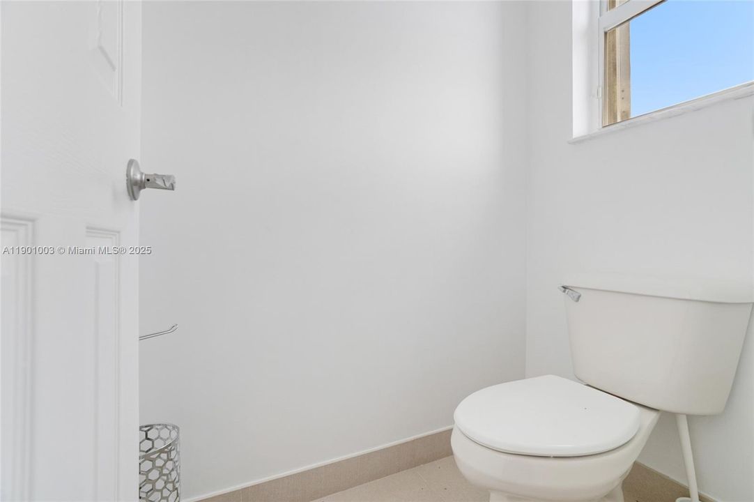 待售: $1,125,000 (5 贝兹, 3 浴室, 3501 平方英尺)