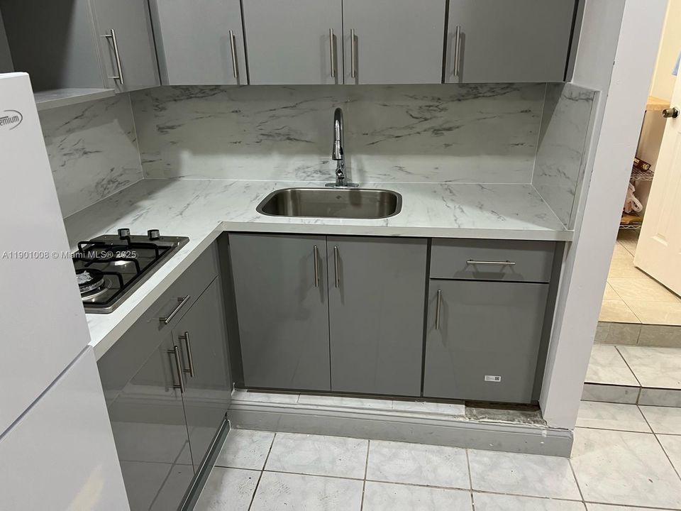 В аренду: $1,500 (1 спален, 1 ванн, 0 Квадратных фут)