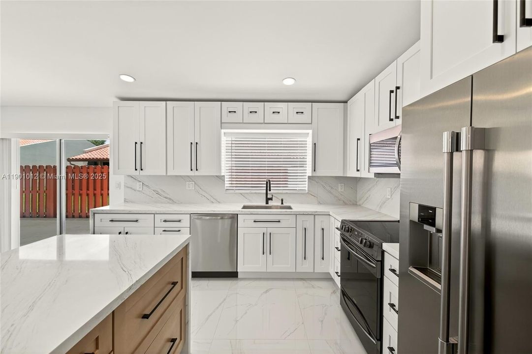 Active With Contract: $475,000 (3 beds, 2 baths, 1260 Square Feet)