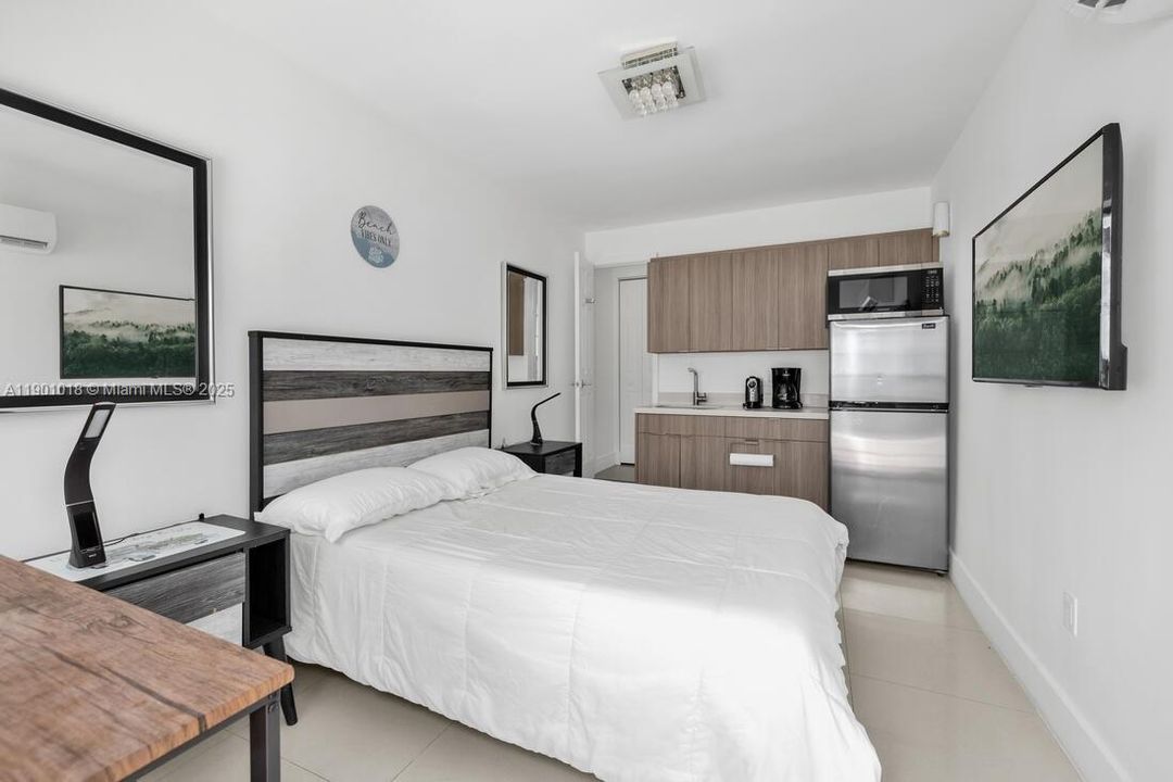 For Sale: $1,900,000 (0 beds, 0 baths, 3040 Square Feet)