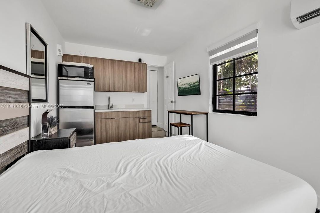 For Sale: $1,900,000 (0 beds, 0 baths, 3040 Square Feet)