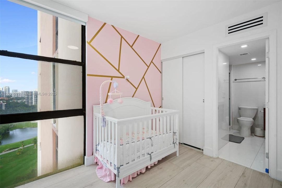 For Rent: $2,650 (2 beds, 2 baths, 1138 Square Feet)