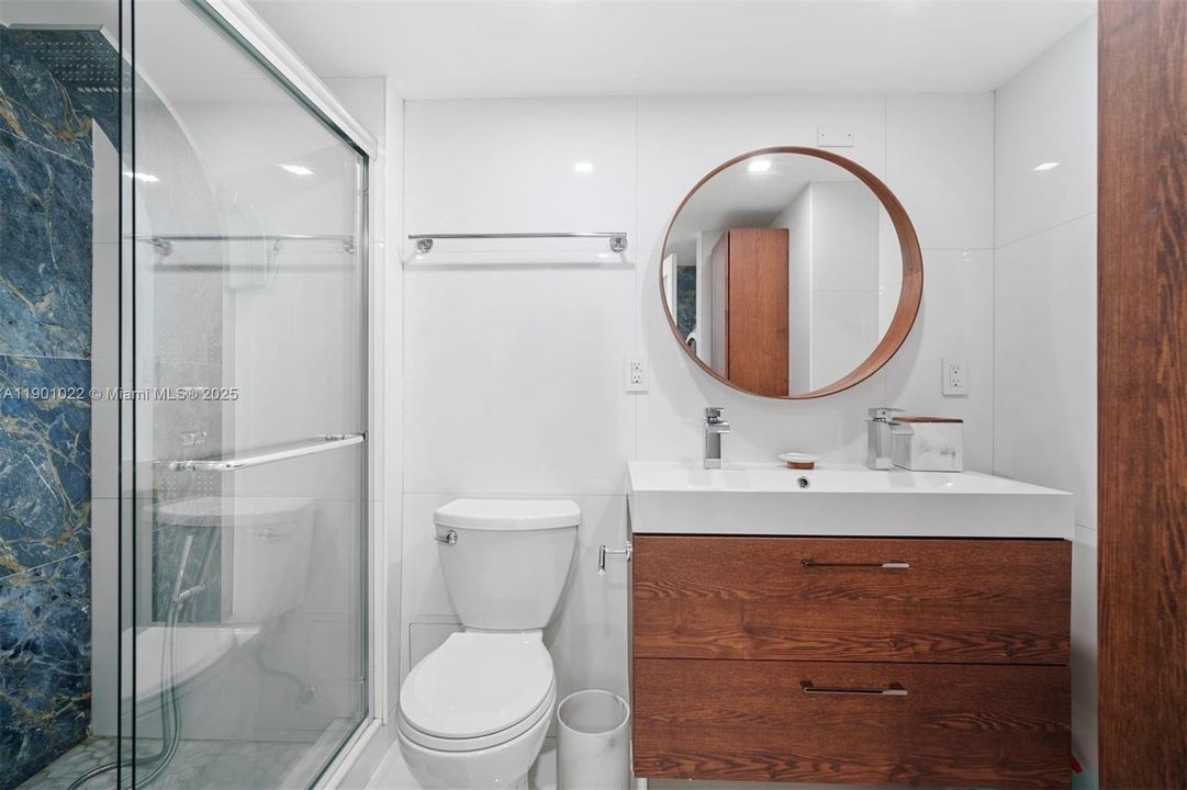 For Rent: $2,650 (2 beds, 2 baths, 1138 Square Feet)