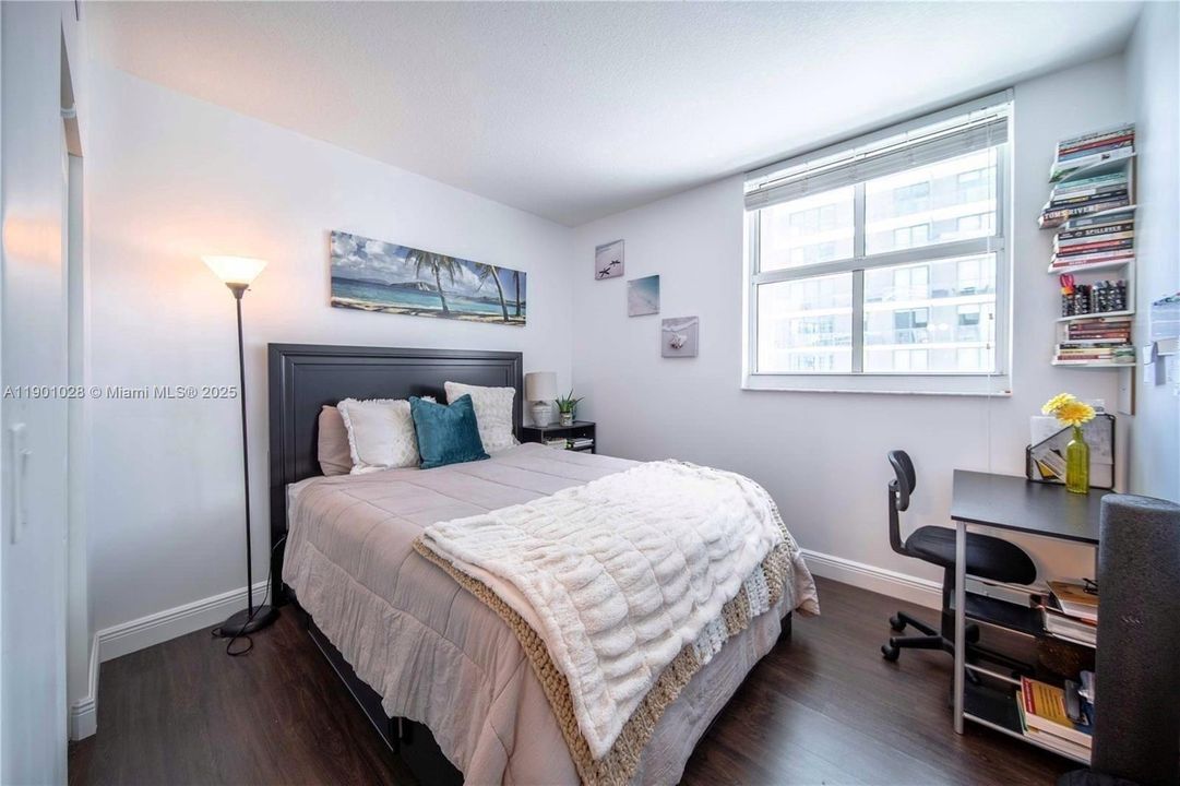 En Venta: $650,000 (2 camas, 2 baños, 1255 Pies cuadrados)