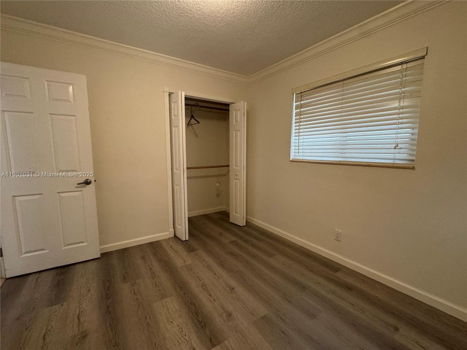 For Rent: $1,600 (1 beds, 1 baths, 1778 Square Feet)