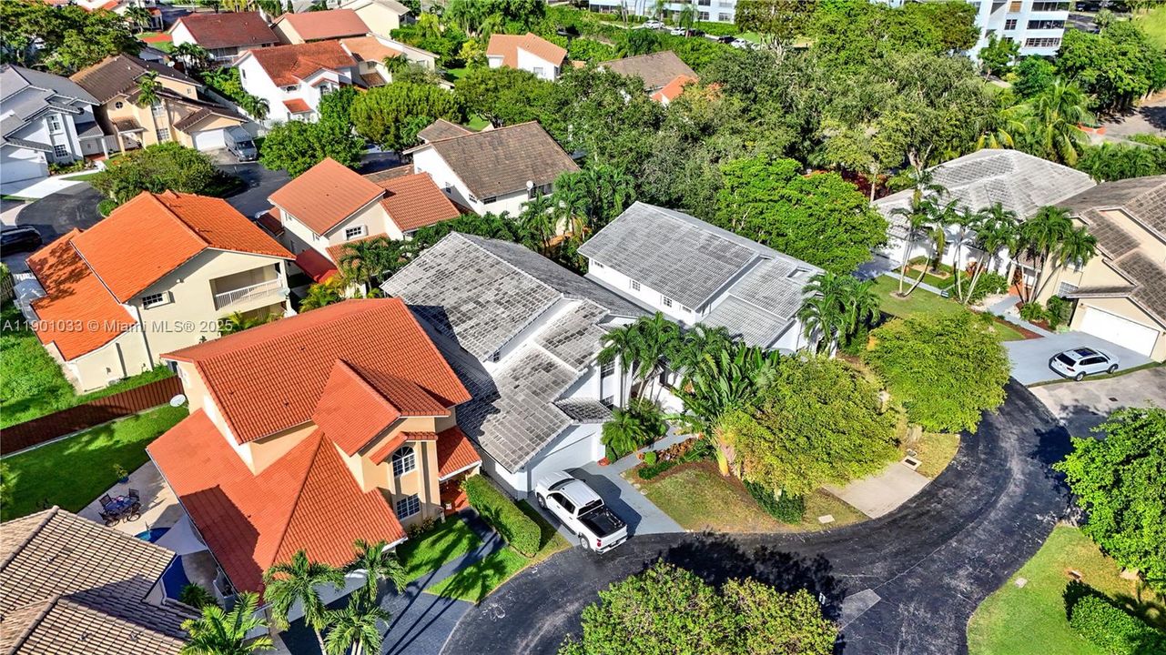 For Sale: $775,000 (4 beds, 3 baths, 2408 Square Feet)