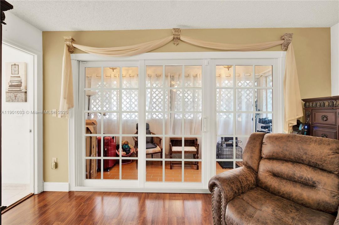 For Sale: $775,000 (4 beds, 3 baths, 2408 Square Feet)