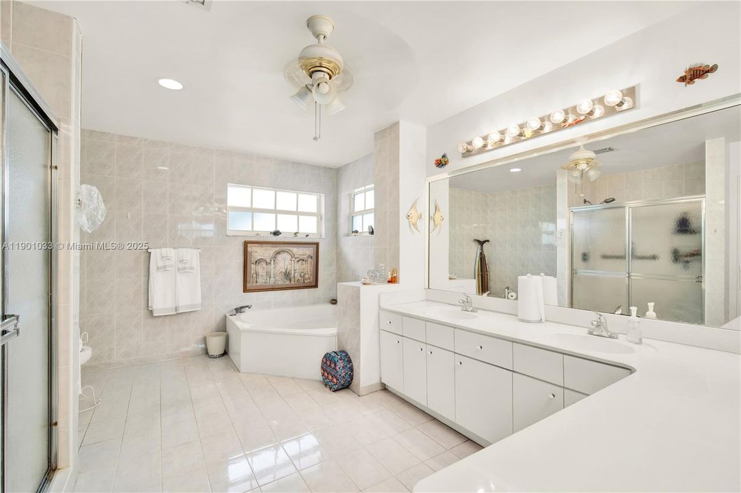 For Sale: $775,000 (4 beds, 3 baths, 2408 Square Feet)