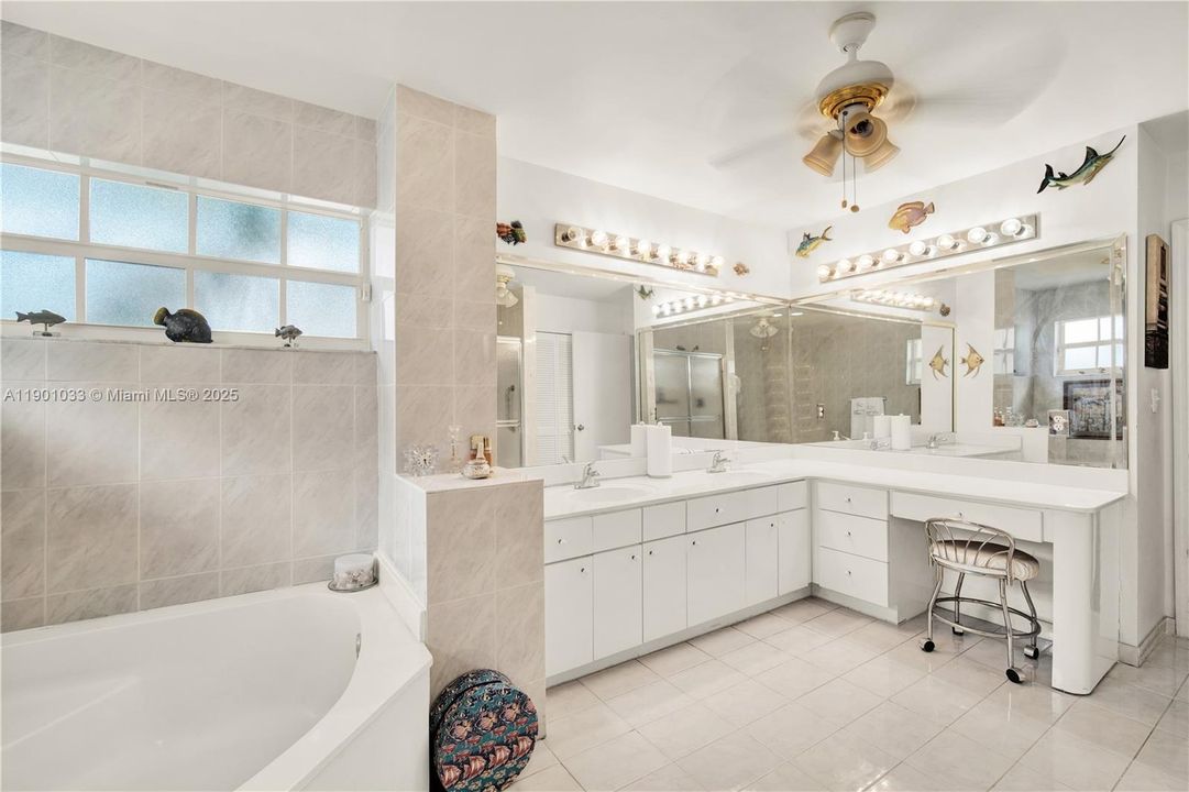 For Sale: $775,000 (4 beds, 3 baths, 2408 Square Feet)