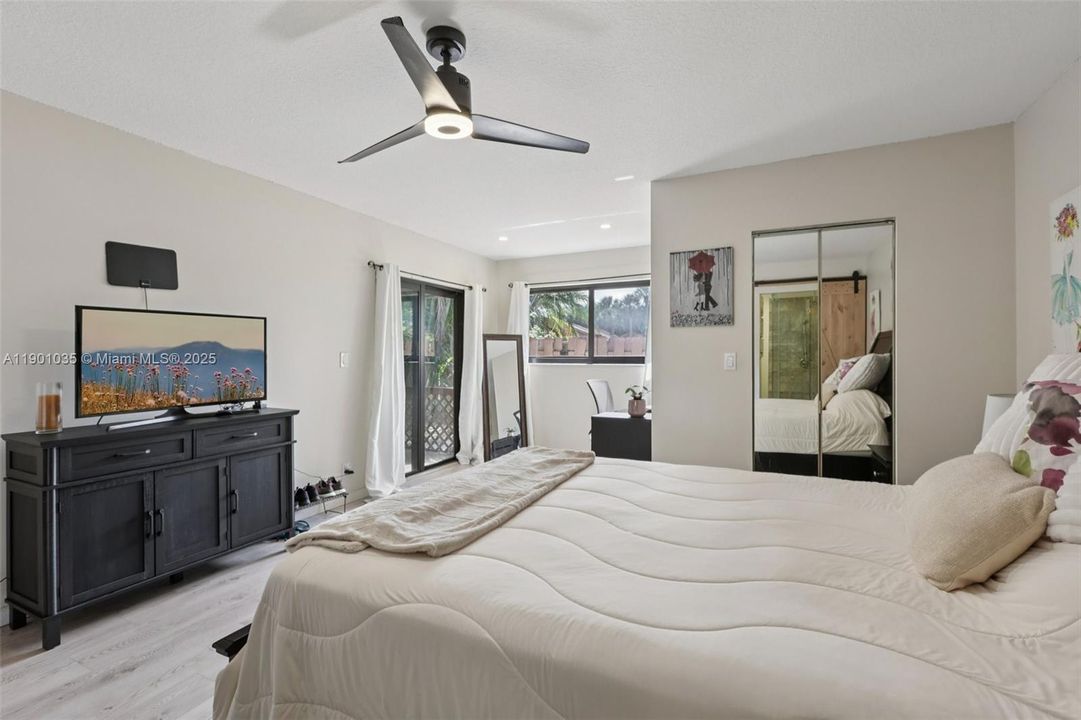 For Sale: $410,000 (2 beds, 2 baths, 1448 Square Feet)