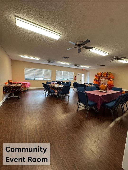 For Sale: $410,000 (2 beds, 2 baths, 1448 Square Feet)