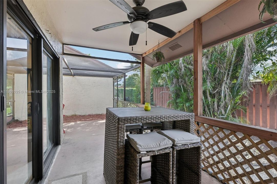 For Sale: $410,000 (2 beds, 2 baths, 1448 Square Feet)