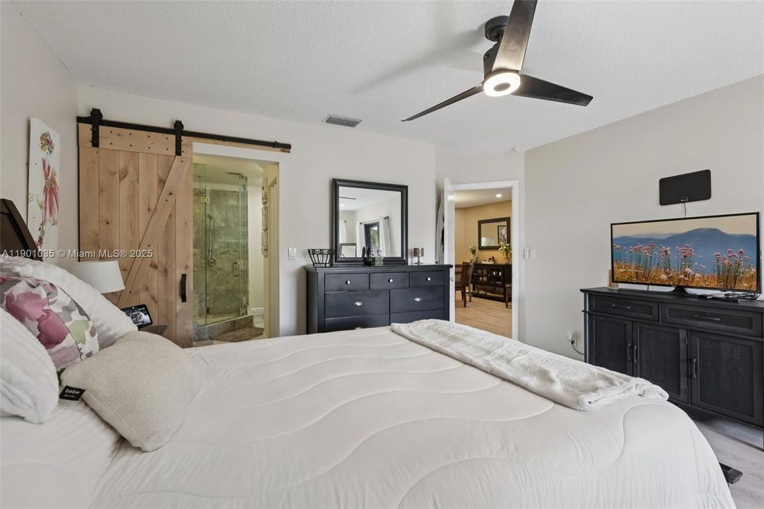 For Sale: $410,000 (2 beds, 2 baths, 1448 Square Feet)