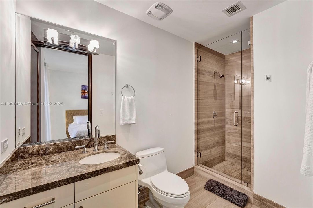 For Rent: $39,900 (4 beds, 6 baths, 4609 Square Feet)