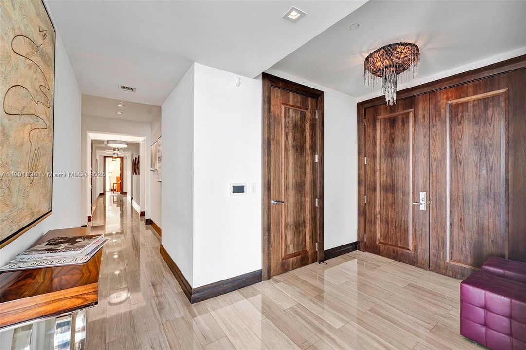 For Rent: $39,900 (4 beds, 6 baths, 4609 Square Feet)