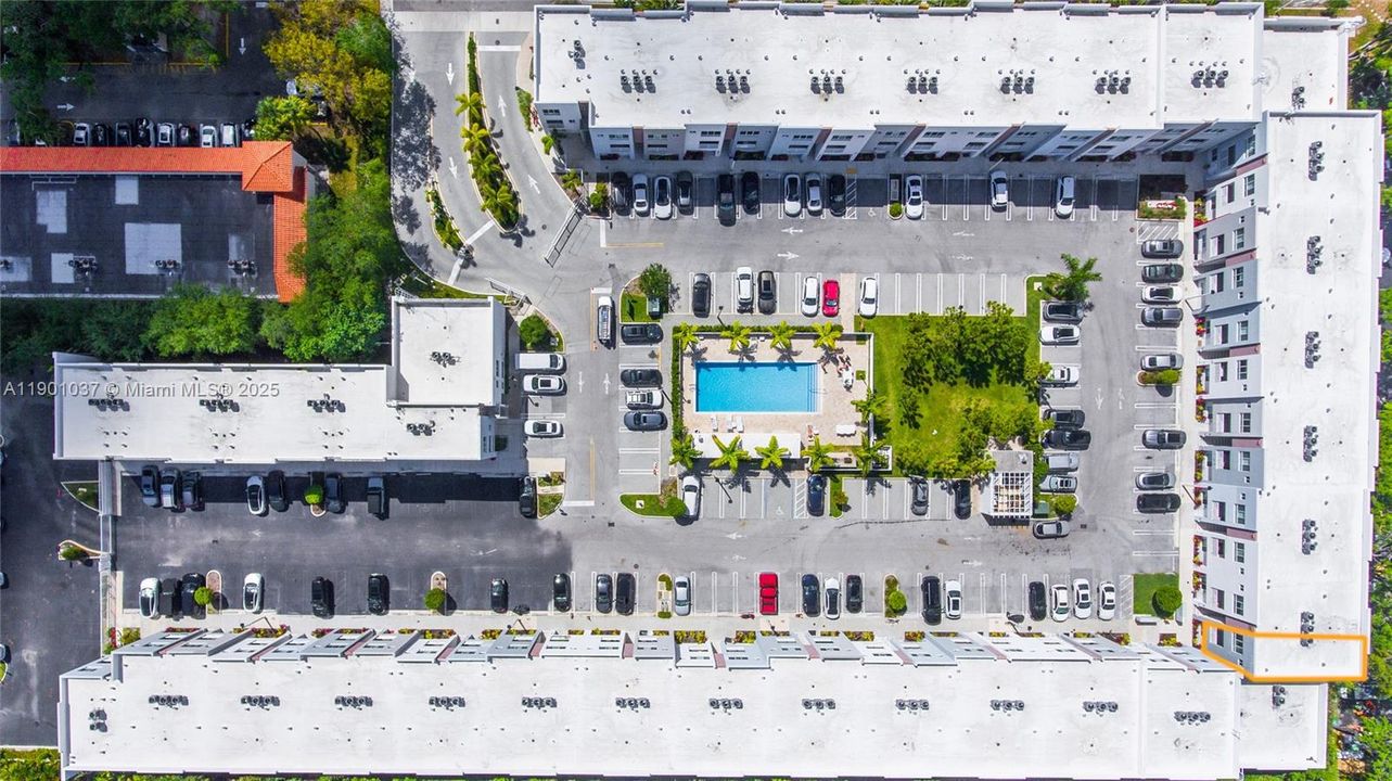 For Rent: $2,800 (2 beds, 2 baths, 1273 Square Feet)