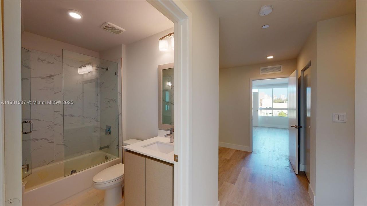 For Rent: $2,800 (2 beds, 2 baths, 1273 Square Feet)