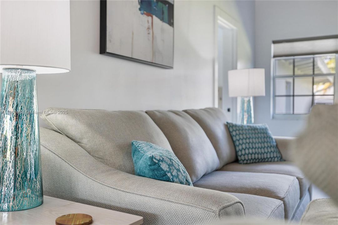 For Rent: $7,500 (3 beds, 2 baths, 1492 Square Feet)