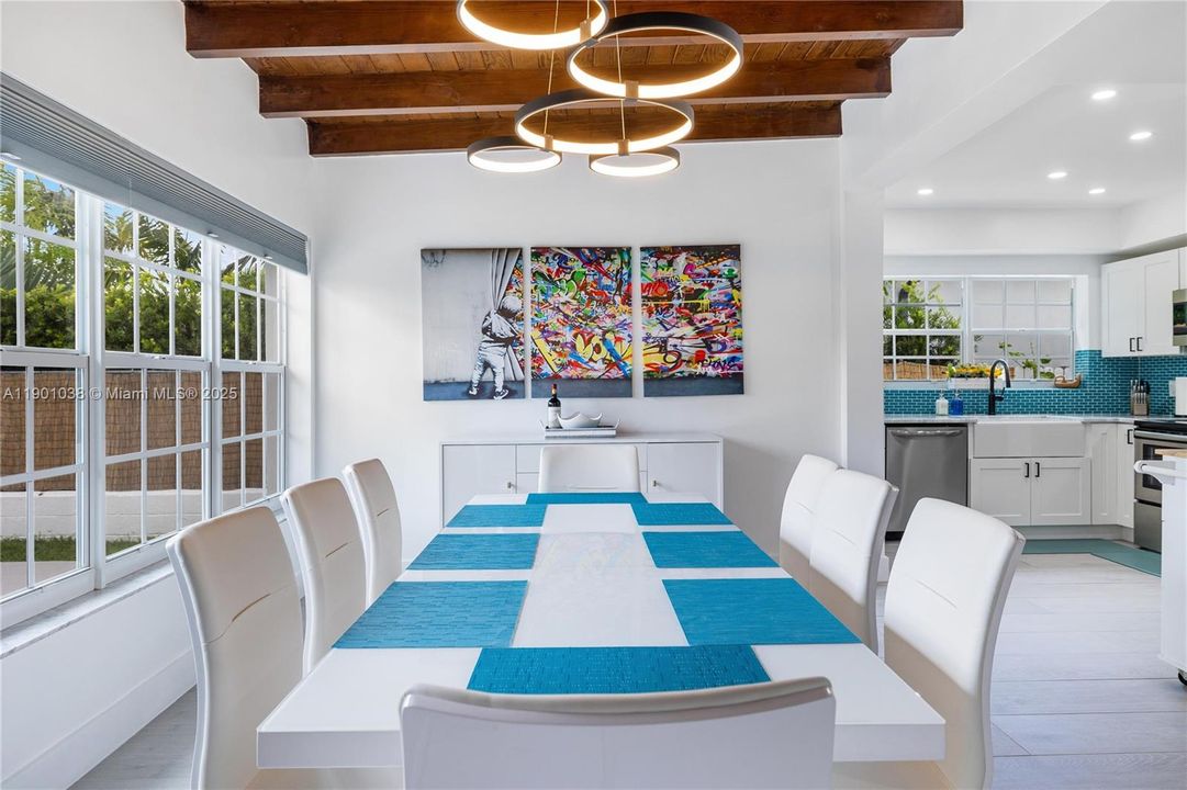 For Rent: $7,500 (3 beds, 2 baths, 1492 Square Feet)