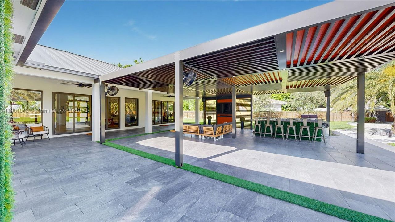 На продажу: $1,690,000 (5 спален, 4 ванн, 3198 Квадратных фут)