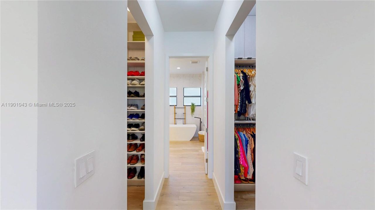 На продажу: $1,690,000 (5 спален, 4 ванн, 3198 Квадратных фут)