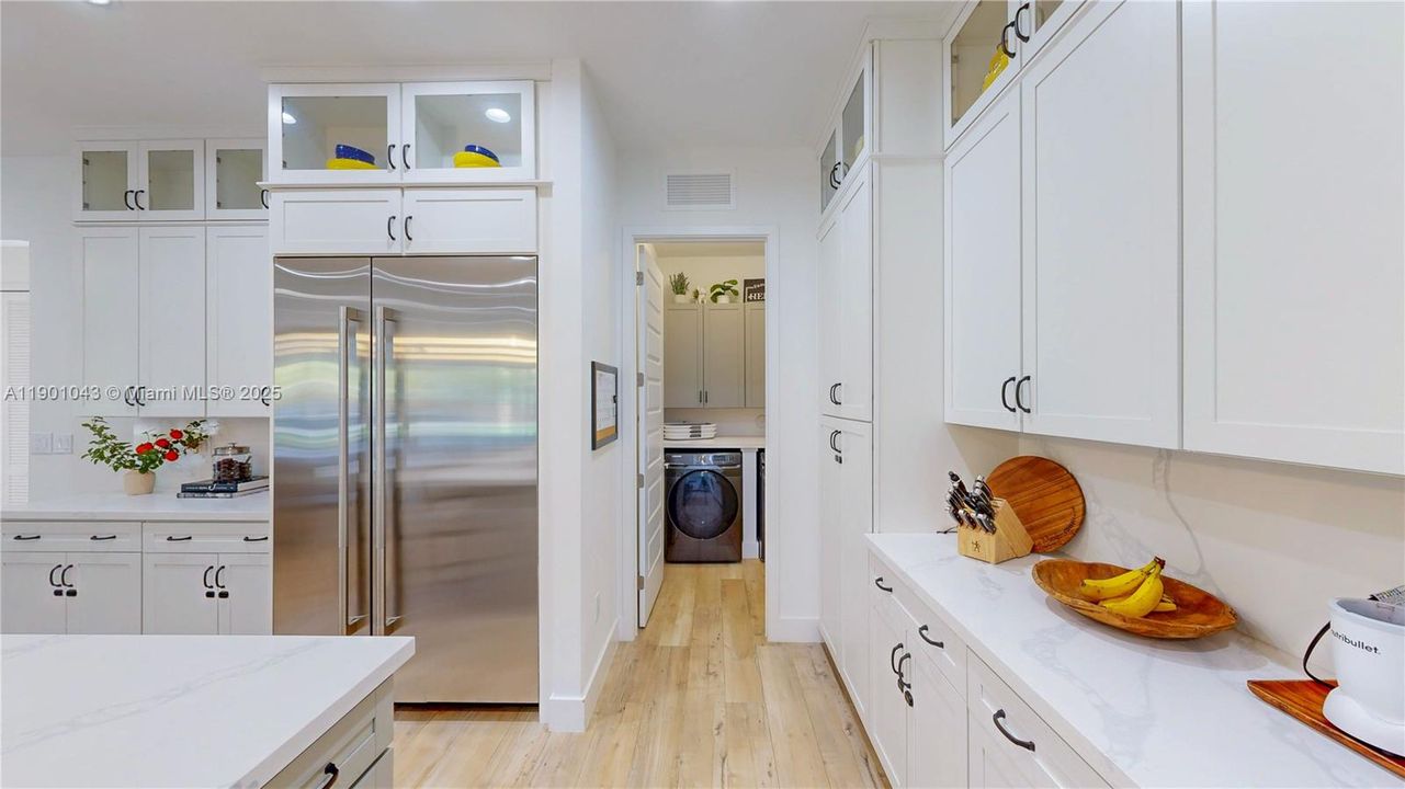 На продажу: $1,690,000 (5 спален, 4 ванн, 3198 Квадратных фут)