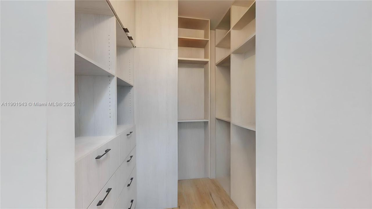 На продажу: $1,690,000 (5 спален, 4 ванн, 3198 Квадратных фут)