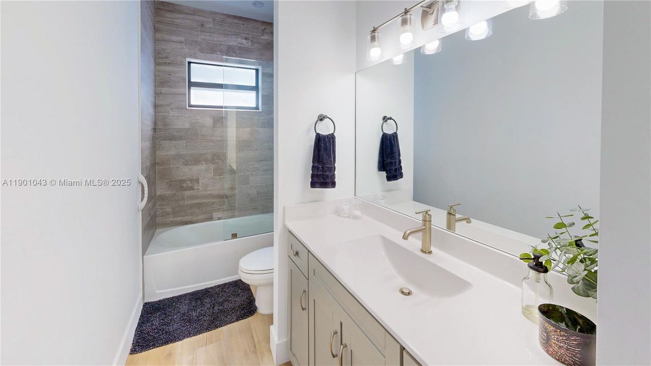 На продажу: $1,690,000 (5 спален, 4 ванн, 3198 Квадратных фут)