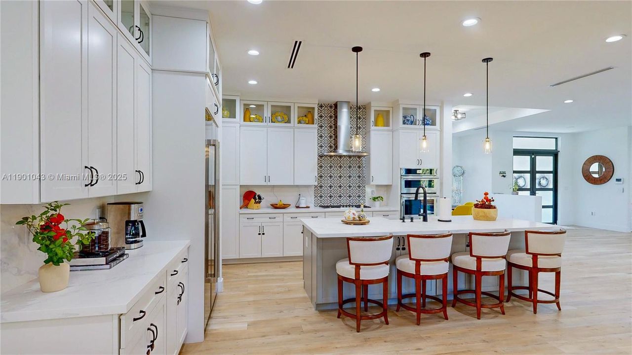 На продажу: $1,690,000 (5 спален, 4 ванн, 3198 Квадратных фут)