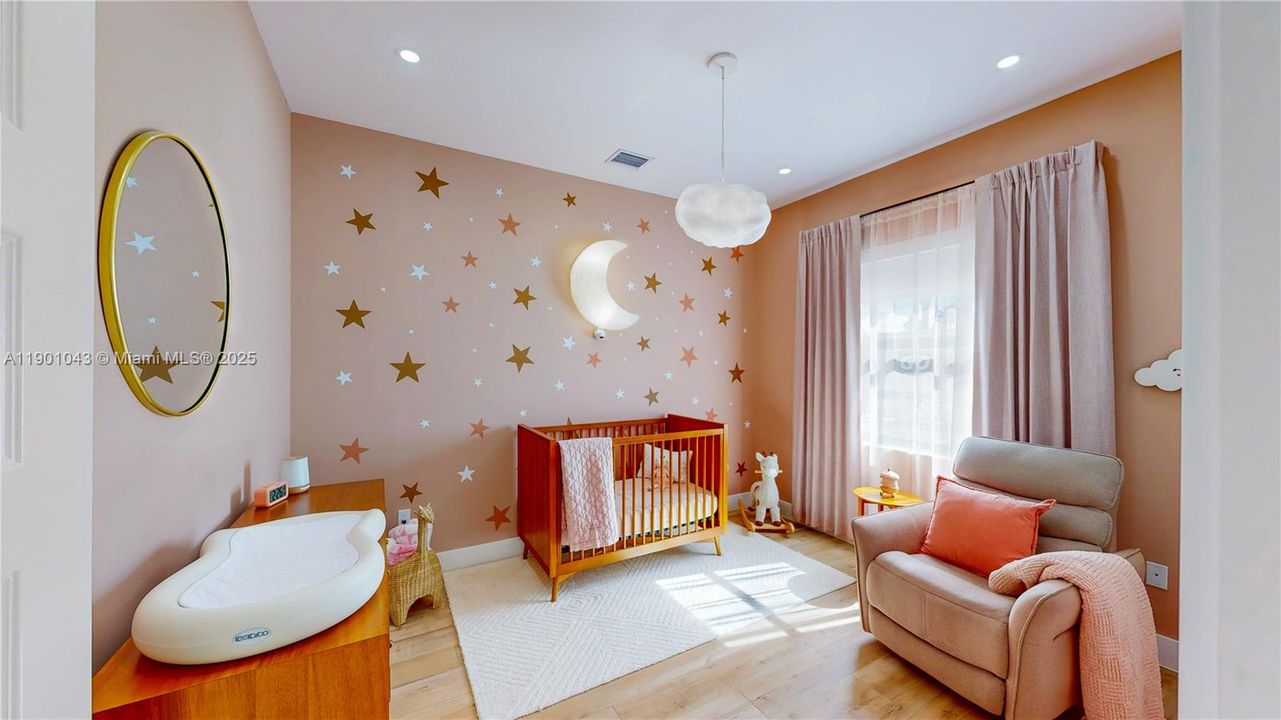 На продажу: $1,690,000 (5 спален, 4 ванн, 3198 Квадратных фут)