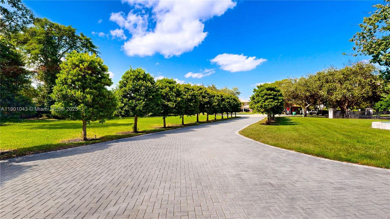 На продажу: $1,690,000 (5 спален, 4 ванн, 3198 Квадратных фут)