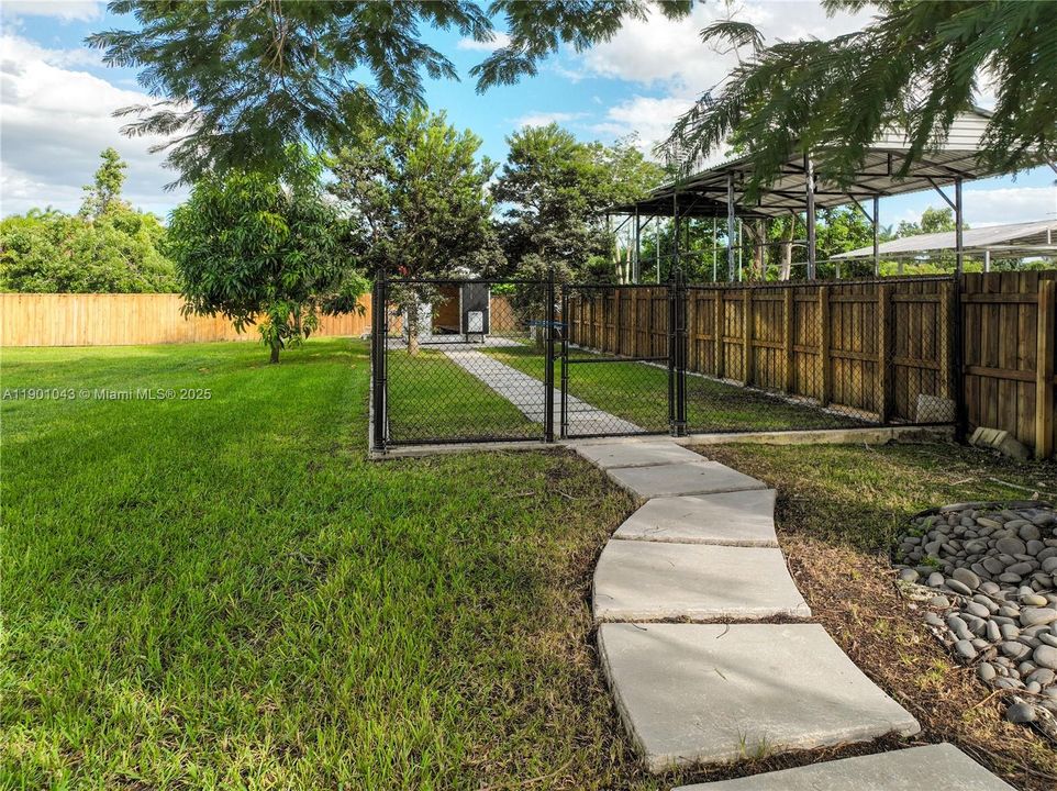 На продажу: $1,690,000 (5 спален, 4 ванн, 3198 Квадратных фут)