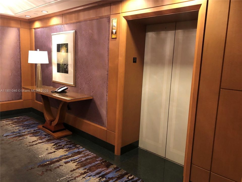 出租: $15,000 (2 贝兹, 2 浴室, 2062 平方英尺)